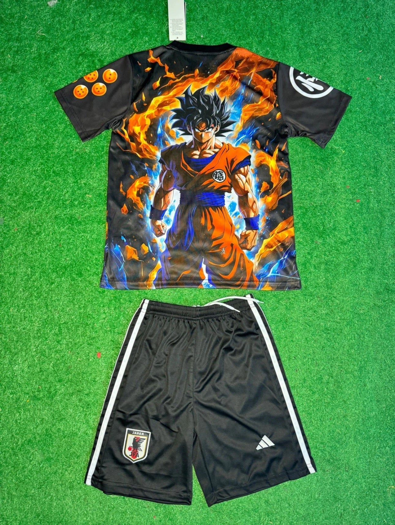 Kit Bambino Maglia Goku Ultra Istinto e Pantaloncino x Nazionale Giapponese