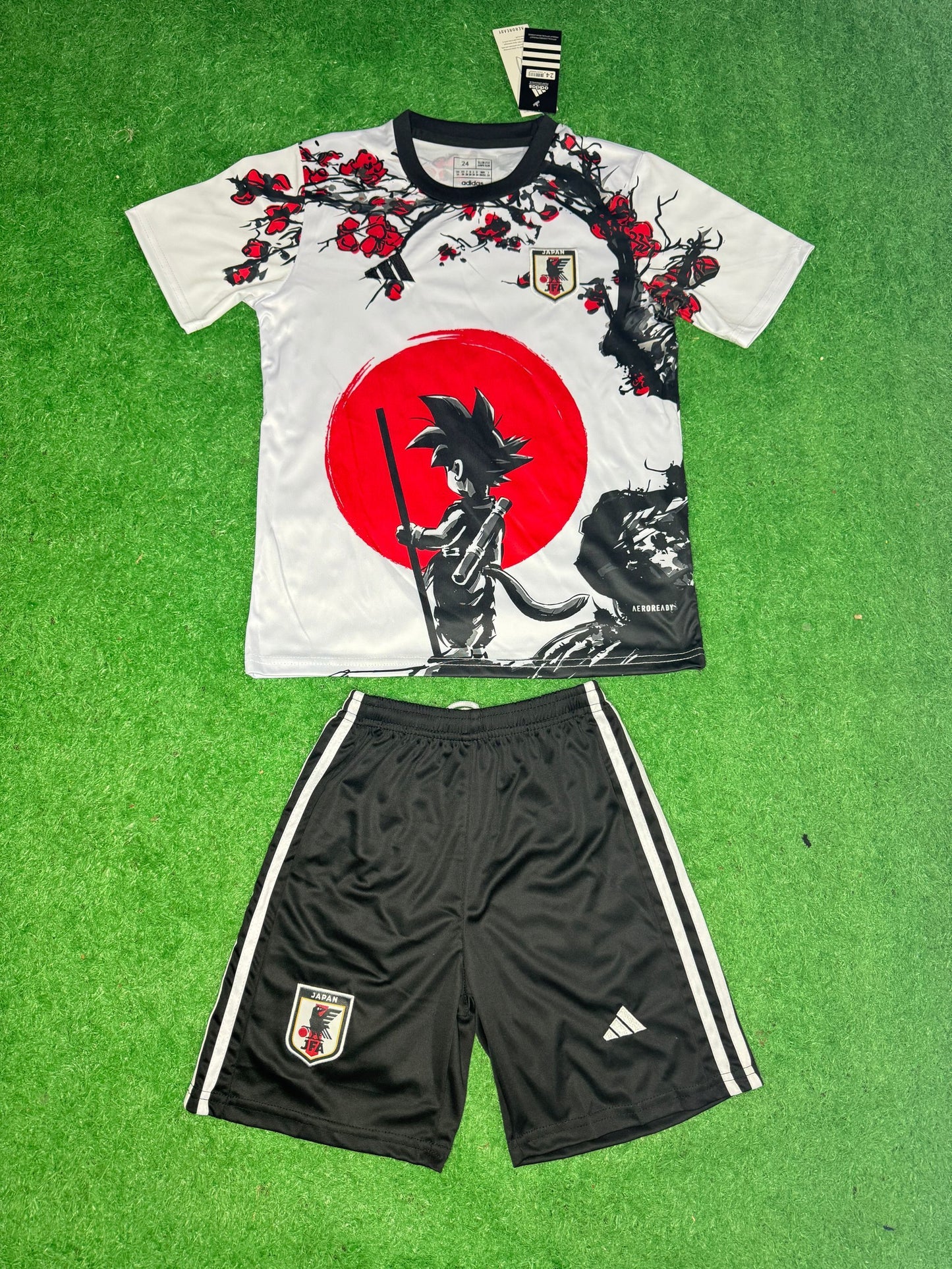 Kit Bambino Maglia Goku x Nazionale Giapponese